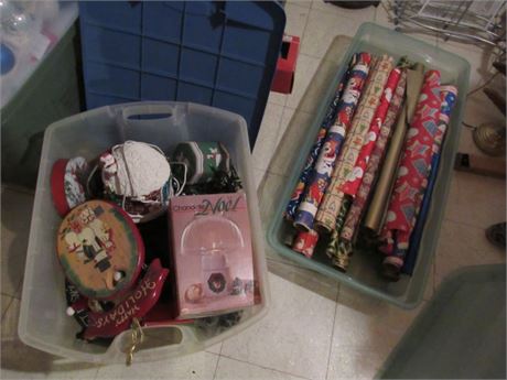 2 Christmas Tubs: Wrapping Paper Decorations