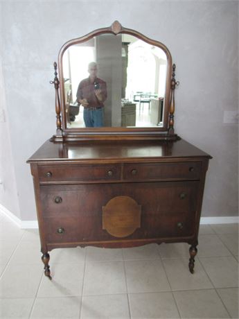 Gorgeous Antique Dresser With Mirror