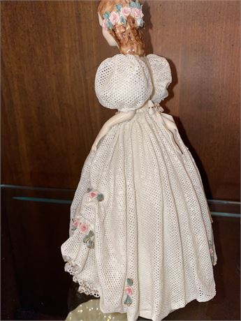 BlindSquirrelAuctions - Vintage Lee Wollard Porcelain Lady and Lace ...