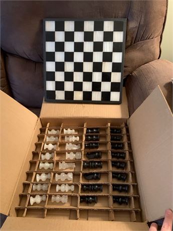 Mother of Pearl / Glass Chess Set